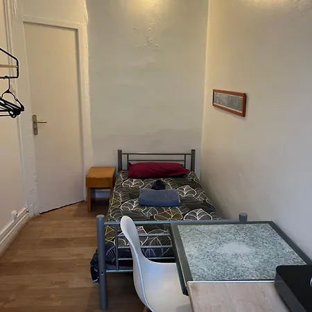Hostel Lyonnais *