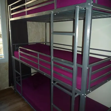 Hostel Lyonnais