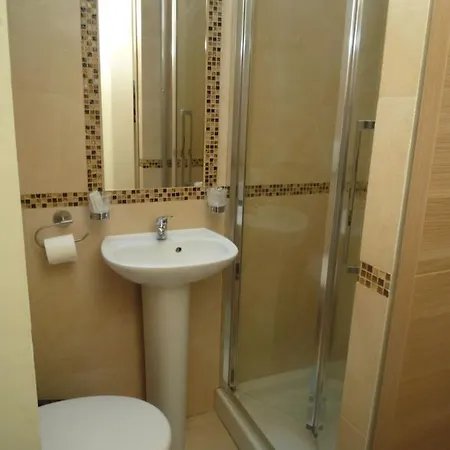 Hostel Lyonnais